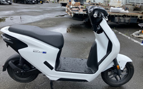HONDA EM1 e: EF16