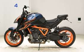 KTM 1290 SUPER DUKE R 2024