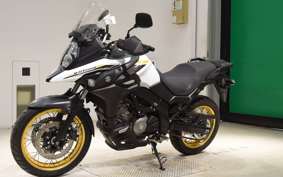 SUZUKI Vストローム650XTA 2023 C733M