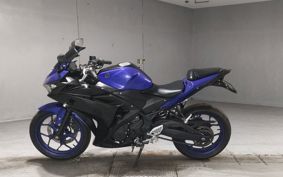 YAMAHA YZF-R25 RG10J