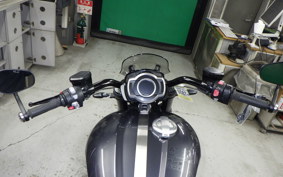 TRIUMPH ROCKET III GTストーム 2025