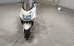 YAMAHA MAJESTY 125 SE27