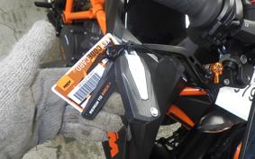 KTM 1290 SUPER DUKE R 2021