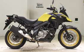 SUZUKI Vｽﾄﾛｰﾑ650XTA 2023 C733M