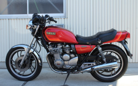 YAMAHA XJ550 4V8