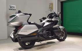 HONDA GL 1800 GOLD WING TOUR DCT 2025