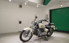 YAMAHA DRAGSTAR 250 2005 VG02J