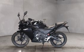 HONDA CBR125R JC50
