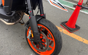 KTM 890 SMT 2024 TS640