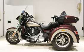 HARLEY FLHTCUTG TRIKE 1750 2018