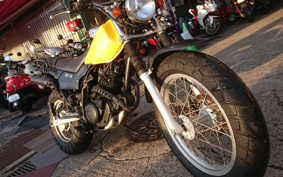 YAMAHA TW225 DG09J