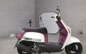 YAMAHA CUXI 100 C1DW