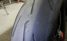 DUCATI STREETFIGHTER V4 S 2025