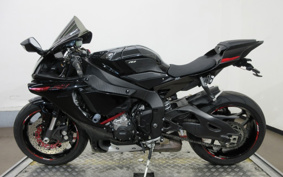 YAMAHA YZF-R1 2015 RN39