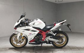 HONDA CBR250RR MC51
