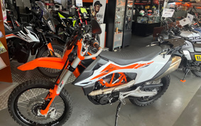 KTM 690 ENDURO R 2022 LEV40