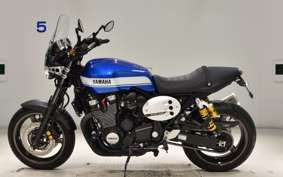 YAMAHA XJR1300 C 2015