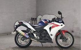 HONDA CBR250R MC41