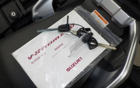 SUZUKI Vｽﾄﾛｰﾑ250A