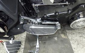 HARLEY FLHXSE 1800CVO 2015