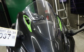 KAWASAKI ZX 10 NINJA R SE ZXT02E