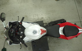 YAMAHA YZF-R15 2026