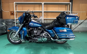 HARLEY FLHTCUI S/C 2004 FGW