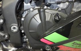 KAWASAKI ZX-25R ZX250E