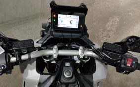 HONDA X-ADV 750 2025 RH21