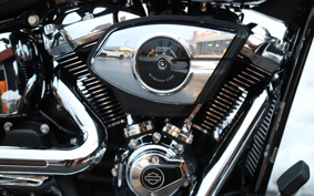 HARLEY FXBR 2025 YE9