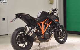 KTM 1290 SUPER DUKE R 2015