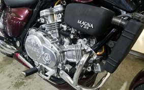 HONDA V45 MAGNA 1988 RC28