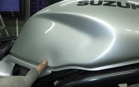 SUZUKI GSX250FX ZR250C