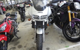YAMAHA FZ400 4YR