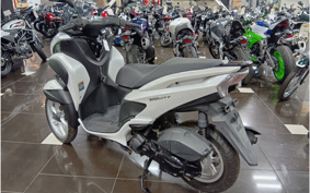 YAMAHA TRICITY 125 SE78