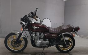 HONDA CB750 RC01