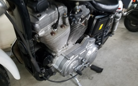 HARLEY HARLEY XLH883 IS GAR 2000 CEM