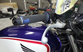 HONDA CB750 GEN 2 2005 RC42