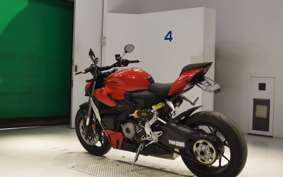 DUCATI STREETFIGHTER V2 2023
