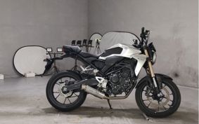 HONDA CB250R MC52