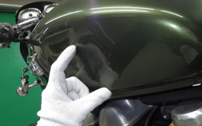 TRIUMPH THRUXTON 900 2012