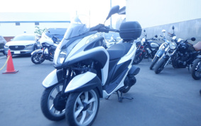 YAMAHA TRICITY 125 SE82J
