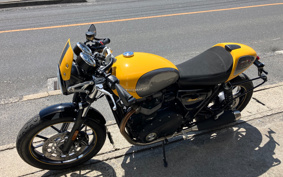 TRIUMPH STREET CUP 2019 DAD77G