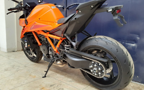 KTM 1390 SUPER DUKE R EVO V3940