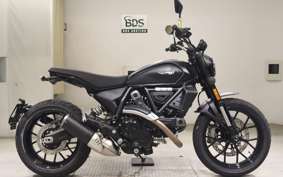 DUCATI SCRAMBLERアイコンダー 2025