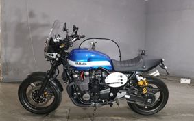 YAMAHA XJR1300 C 2015 RP19