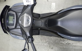 YAMAHA N-MAX SEG6J