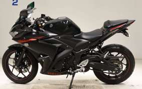 YAMAHA YZF-R25 2015 RG10J