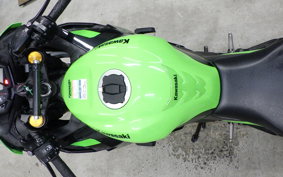 KAWASAKI ZX-25R 2001 ZX250E