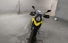 SUZUKI V STROM 250 DS12E